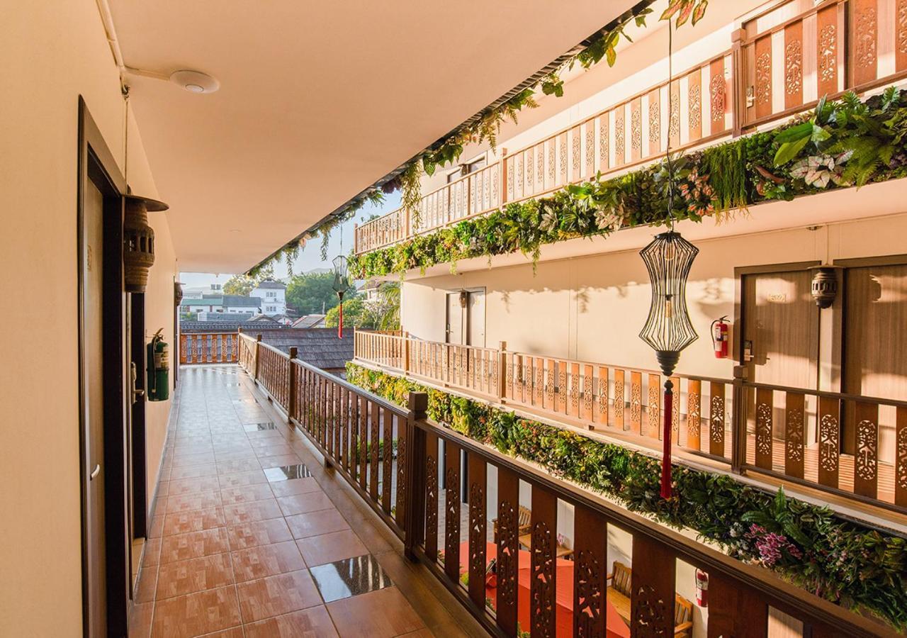 B2 Airport Hotel Chiang Mai Exterior photo
